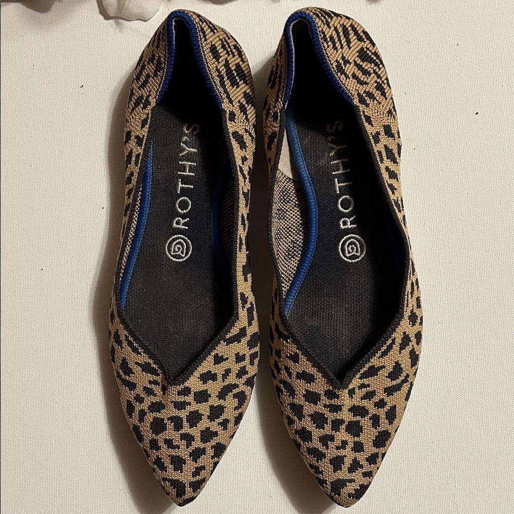 Rothy's Tan and Black Patterned Flats